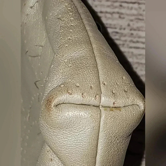 Coach wristlet - Picture 4 of 7